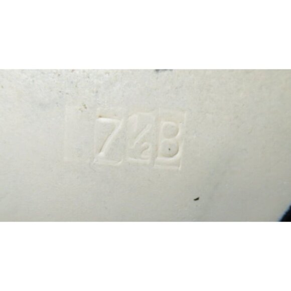 Maria Cristina Black Italian Suede Leather T Strap Pointed Toe Kitten Heels 7.5 - Picture 11 of 11